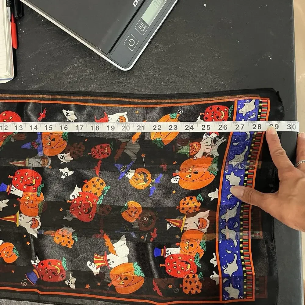 Unbranded Halloween Jack-O-lantern +friends Print Rectangular shape, tag missing